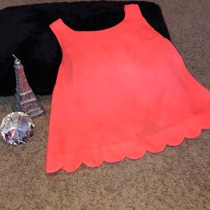 Cute boutique top/open in the back with buttons